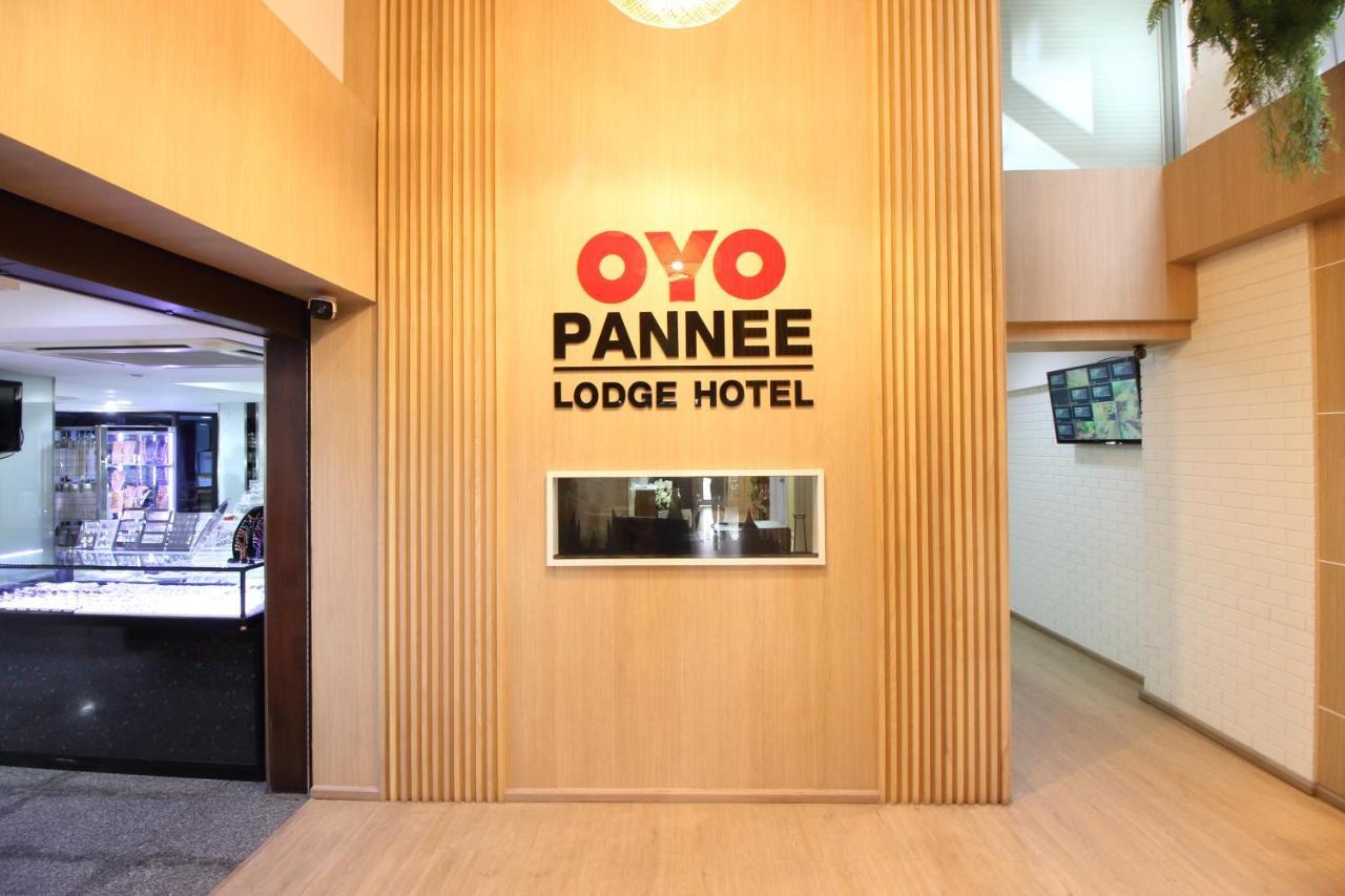 Oyo 482 Pannee Lodge Khaosan - Sha Plus Бангкок Экстерьер фото