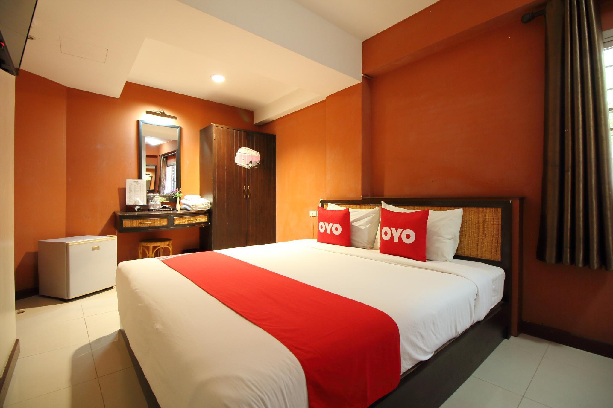 Oyo 482 Pannee Lodge Khaosan - Sha Plus Бангкок Экстерьер фото