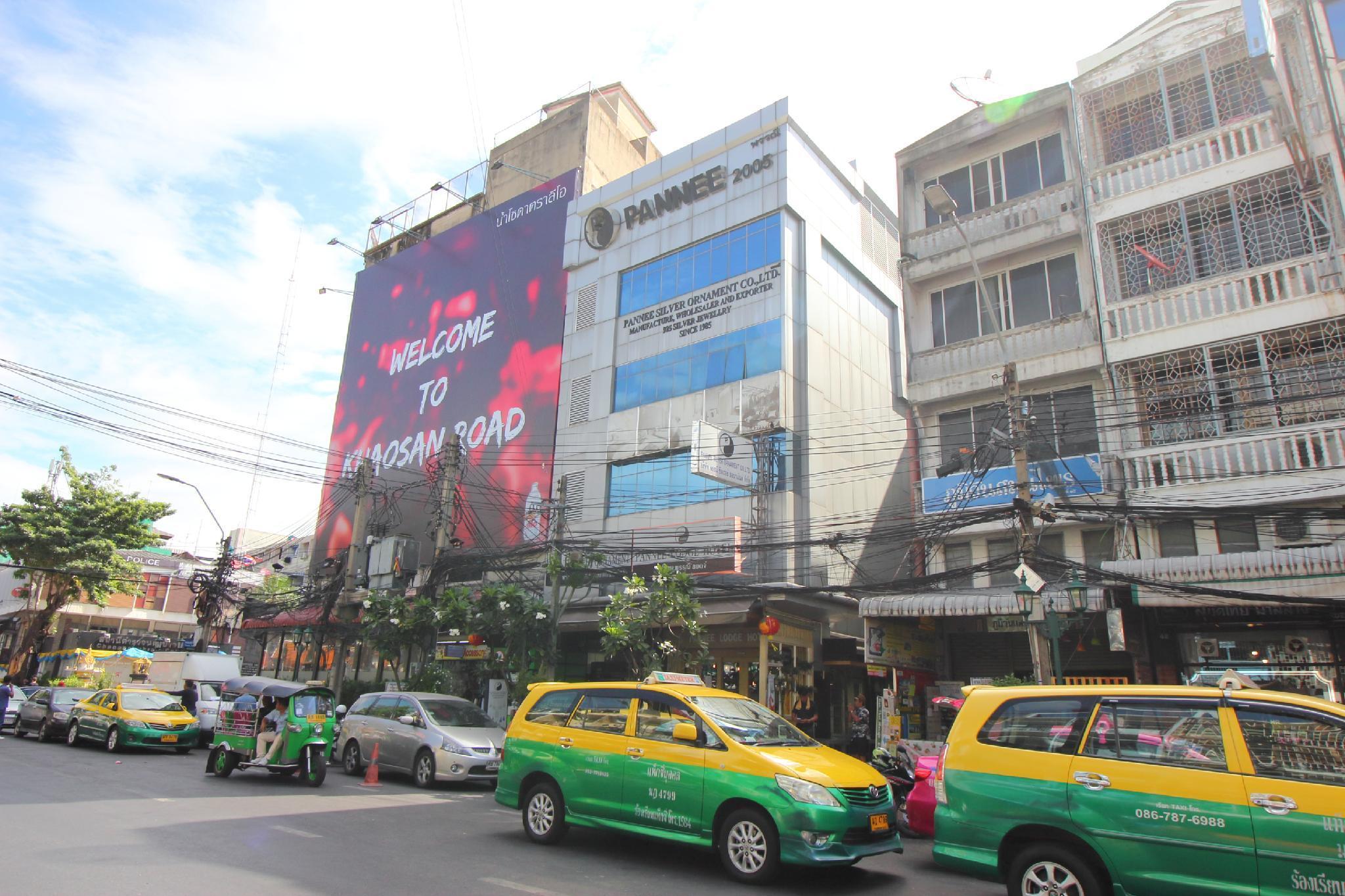 Oyo 482 Pannee Lodge Khaosan - Sha Plus Бангкок Экстерьер фото